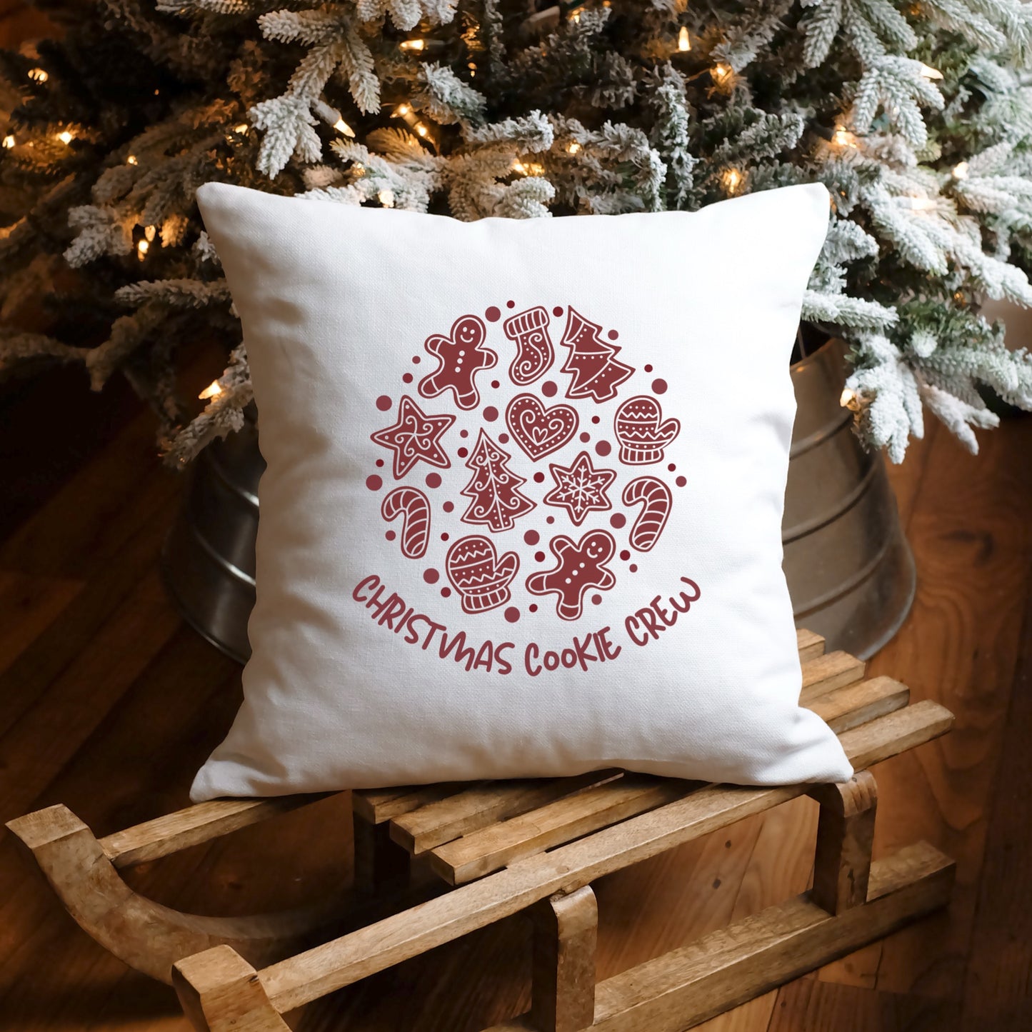 Zweiteilige Plotterdatei Weihnachten ‚Christmas Cookie Crew‘ – großer Rückenprint mit Keks-Illustrationen und kleiner Frontprint. Perfekt für Family- und Partner-Weihnachtspullis.