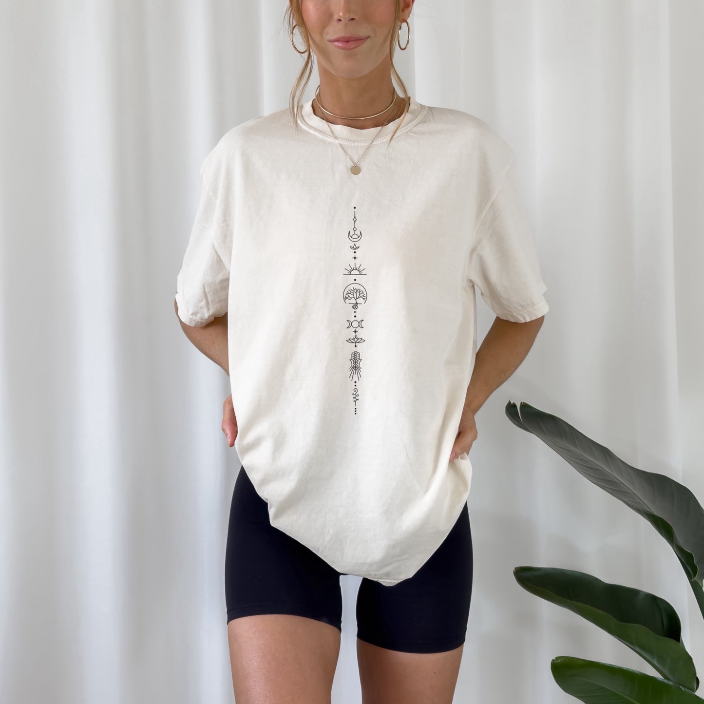 Boho Plotterdatei Set mit Sonnen- und Mondmotiven – ideal für spirituelle DIY-Projekte, Yoga-Shirt-Gestaltung und kreative Achtsamkeitspraxis.