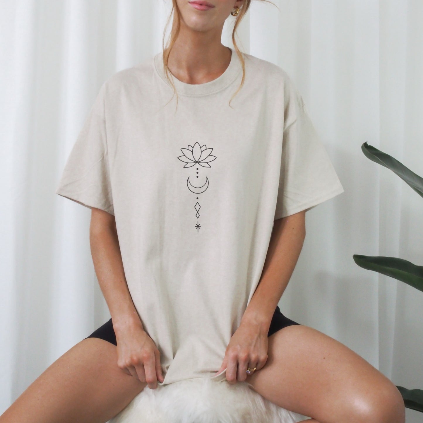 Boho Plotterdatei Set mit Sonnen- und Mondmotiven – ideal für spirituelle DIY-Projekte, Yoga-Shirt-Gestaltung und kreative Achtsamkeitspraxis.