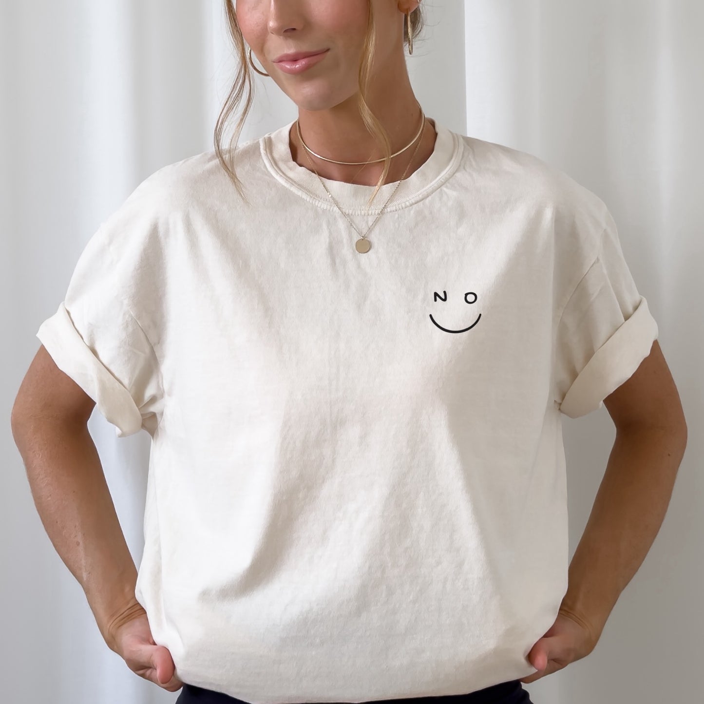Digitale Plotterdatei mit zwei Smiley-Designs: Ein Smiley mit „NO“ als Augen und ein Smiley mit „WHATEVER“ als gebogenem Mund. Perfekt für Hoodies, Shirts und Accessoires.