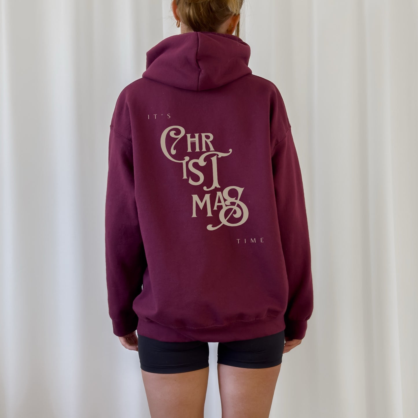 Plotterdatei It’s Christmas Time – plakativer Weihnachts-Spruch mit großem CHRISTMAS Typo, perfekt für Sweater, Hoodies & festliche DIY-Projekte.