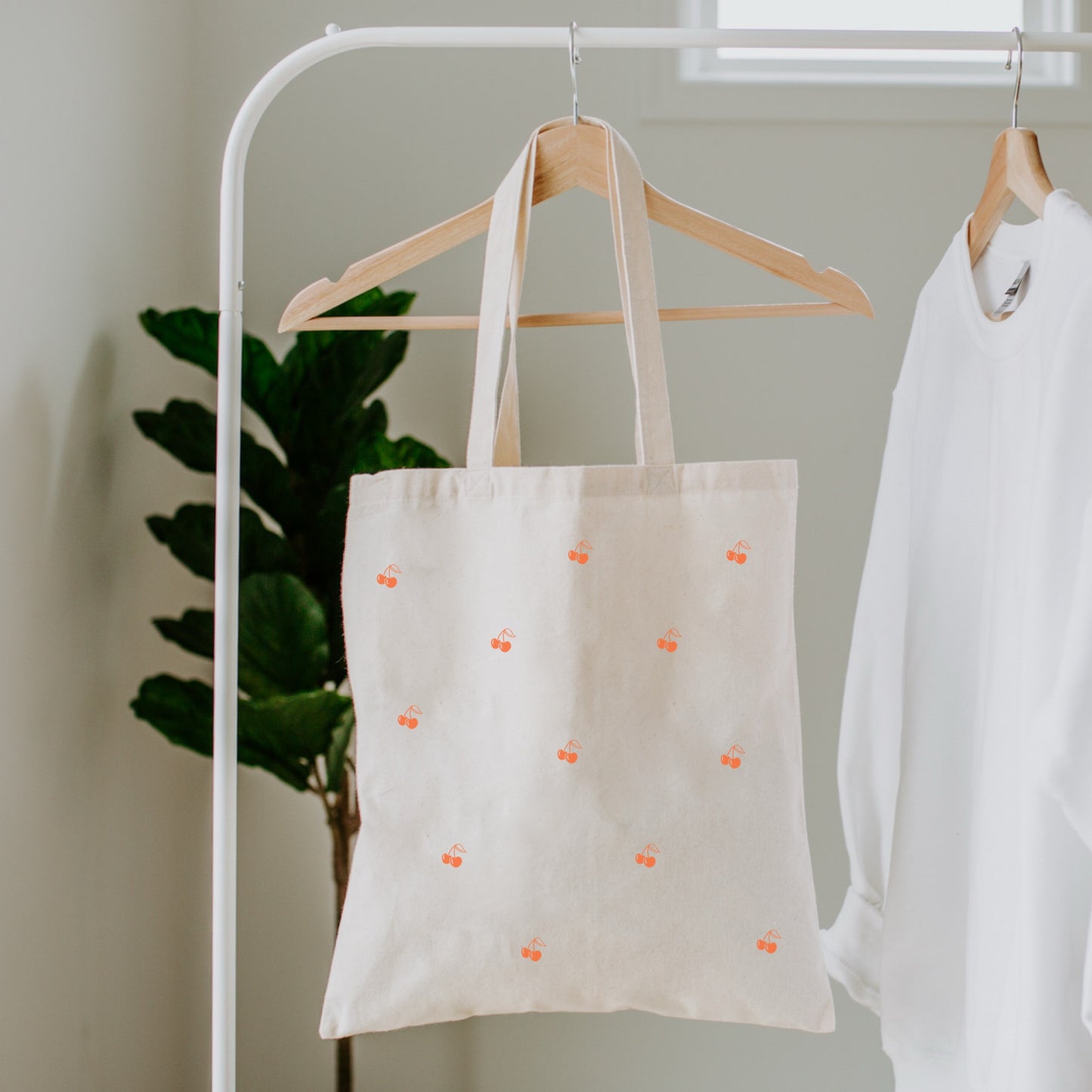 Fix & Fertiges Set „Mini Kirschen“ – 12 kleine Kirschen zum Aufbügeln. Ideal für T-Shirts, Taschen, Kissen und kreative Sommerprojekte.