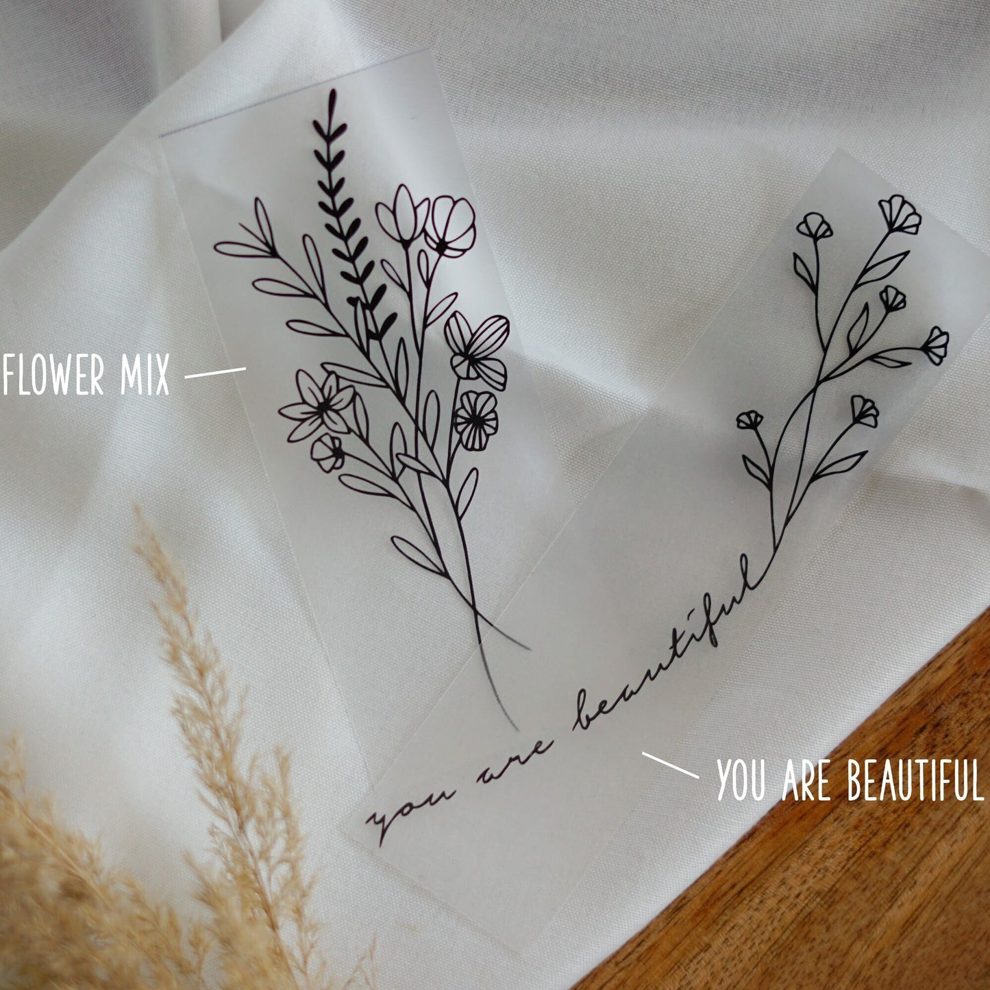 Iron-on patch set of 2 - bouquet of flowers & lettering "you are beautiful"