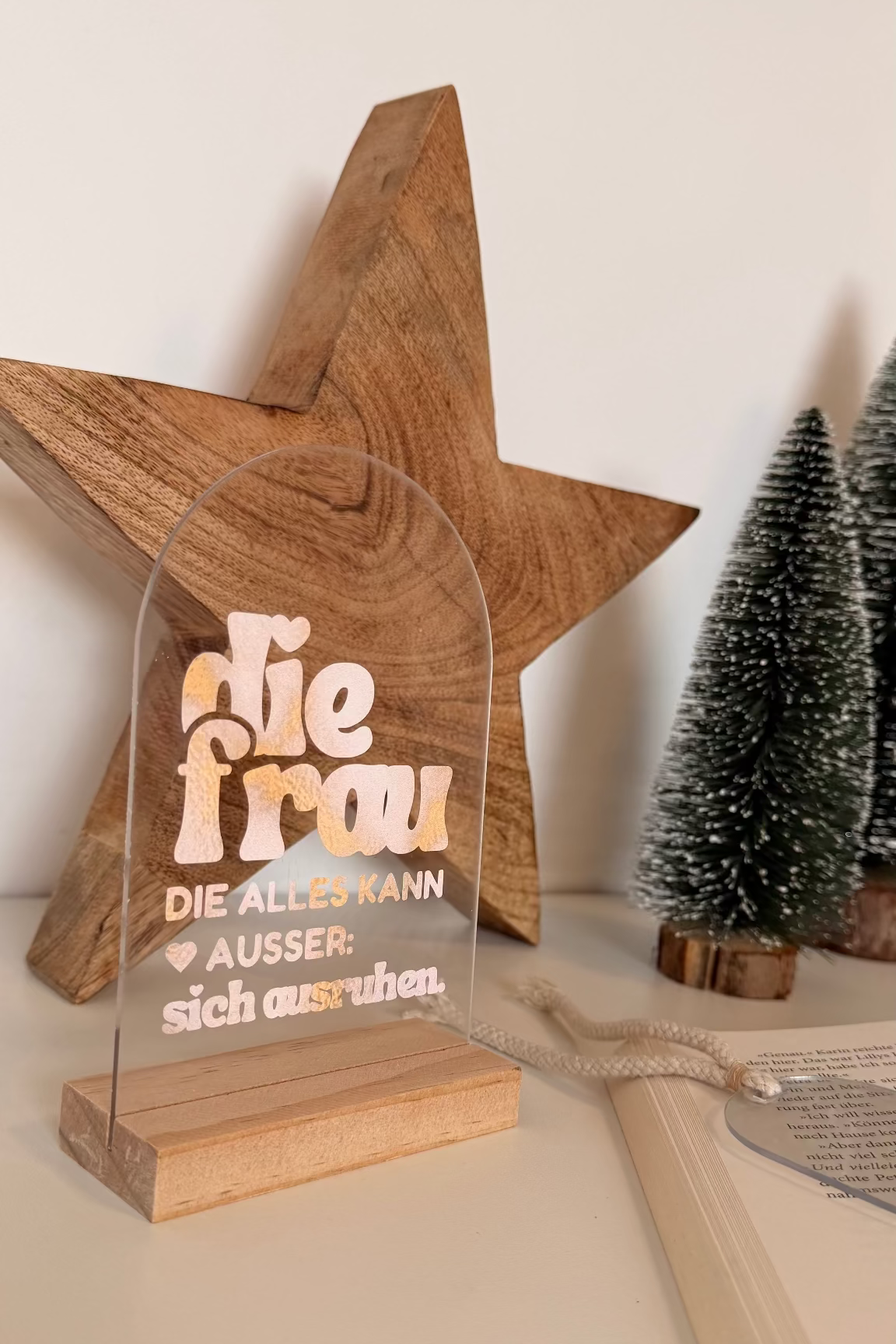 Plotterdatei Family Sprüche Set – je zwei Sprüche für Mama, Papa, Oma & Opa. Perfekt für personalisierte Weihnachtskugeln, Acrylscheiben & DIY-Geschenke.
