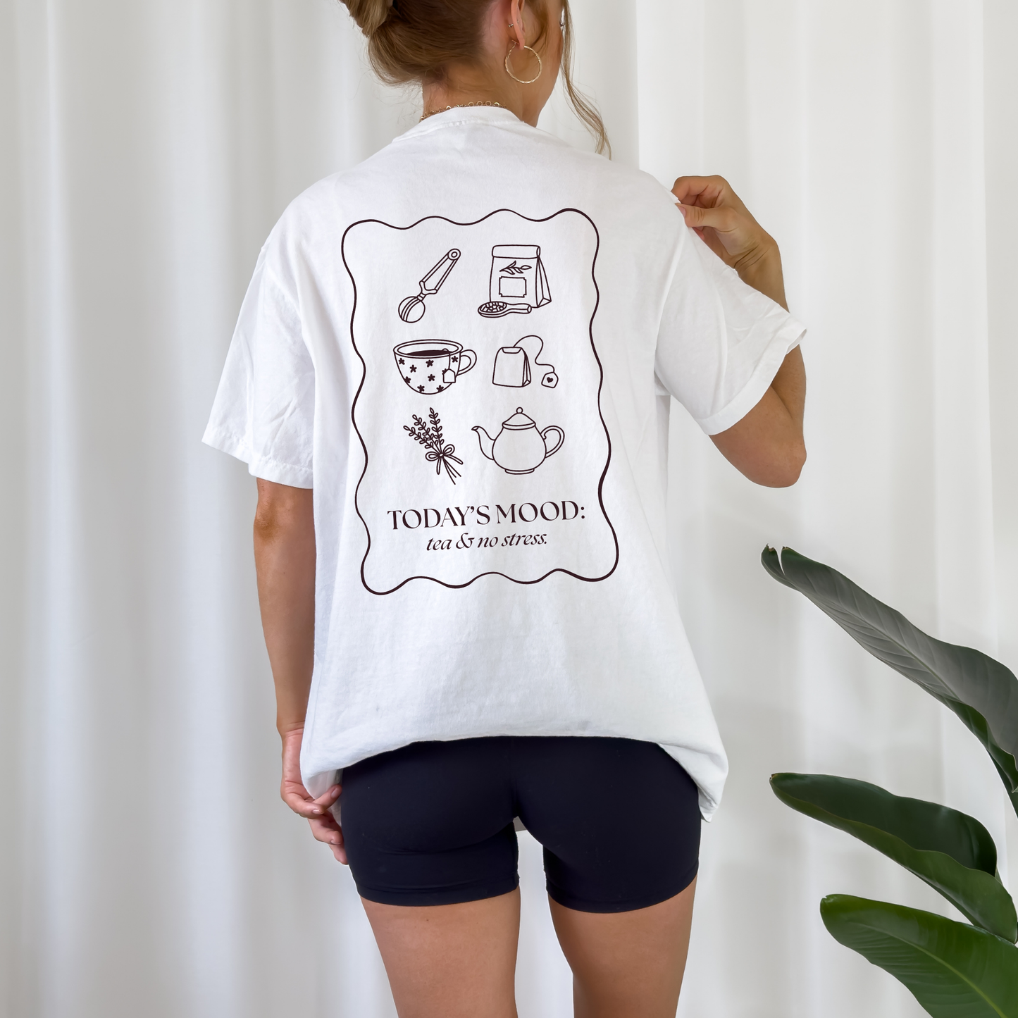 Plotterdatei „Tea & No Stress“ mit Tee-Illustrationen und Schriftzug „today’s mood: tea & no stress“