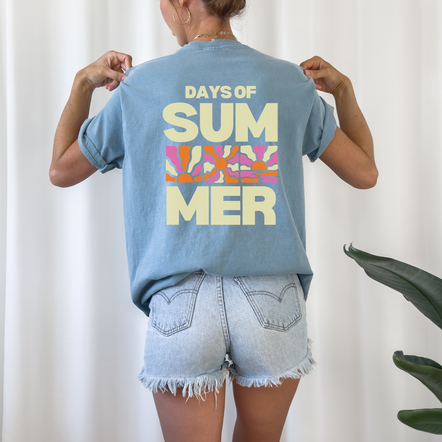 Plotterdatei „Days of Summer“ mit Schriftzug und Sonnenstrahlen im Retro Stil, Sommermotiv, einteiliges Design, SVG DXF PNG