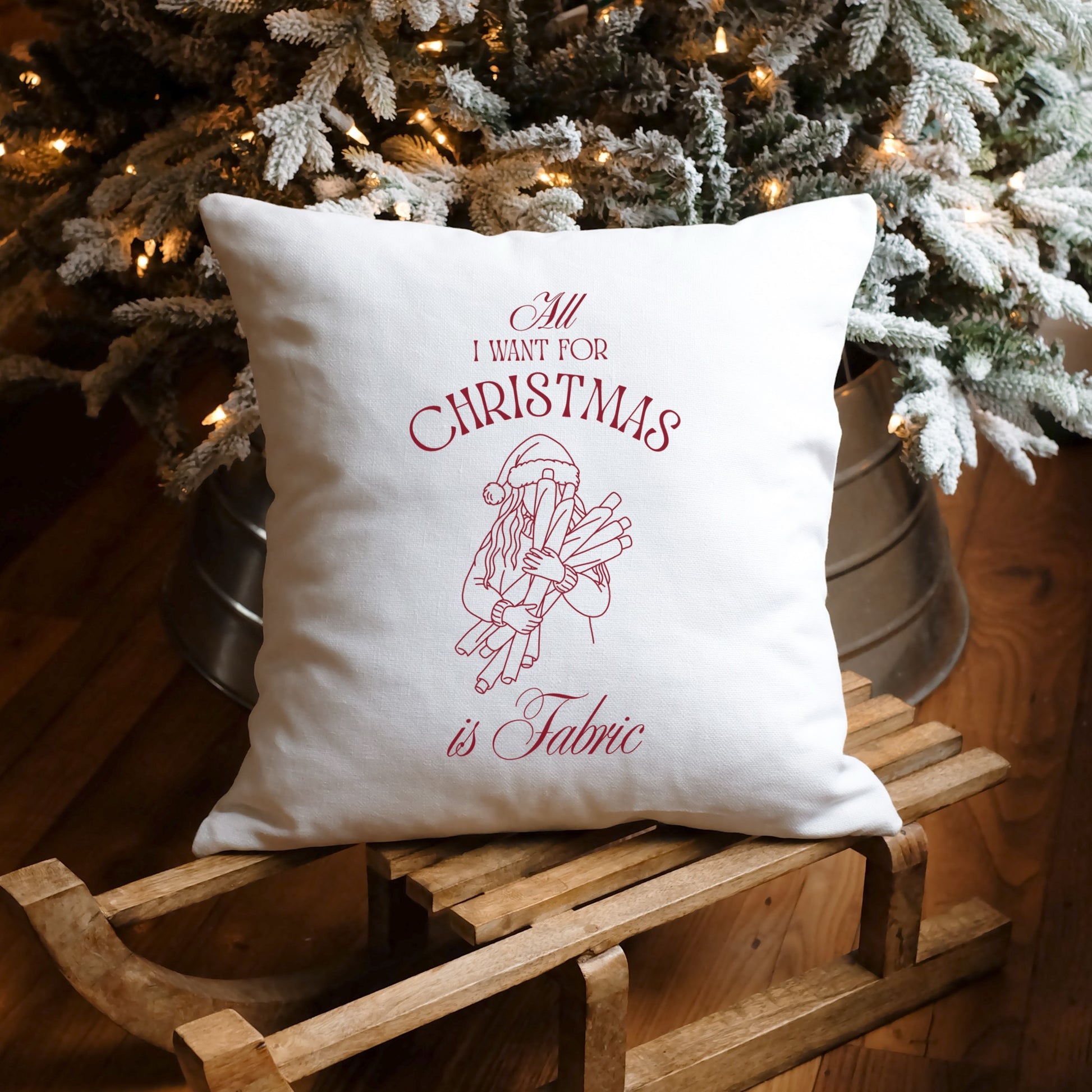 Plotterdatei im Line Art Stil für Nähfans – Frau mit Stoffrollen, festliches Weihnachtsmotiv All I want for Christmas is Fabric für Shirts, Sweater und Deko.