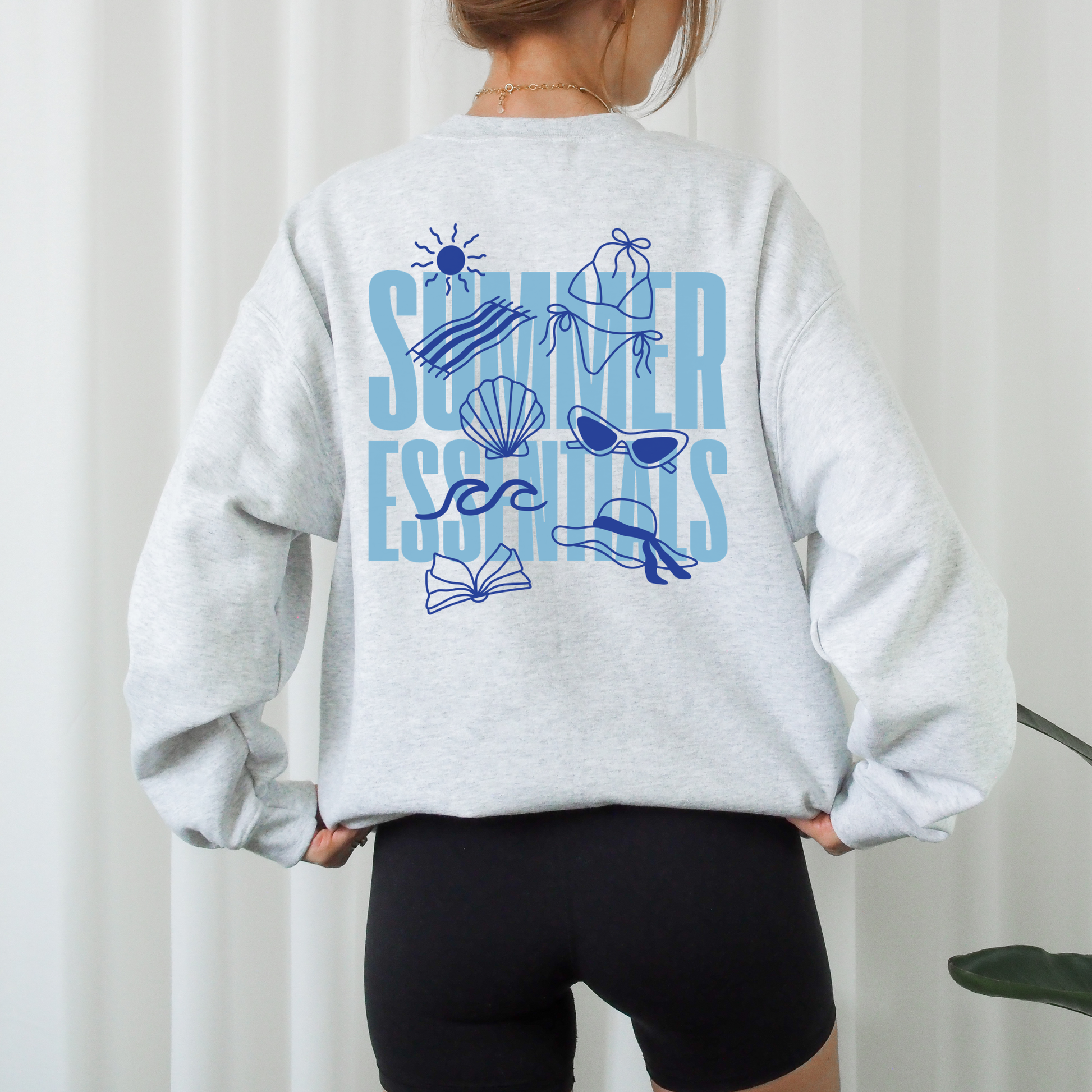 Plotterdatei „Summer Essentials“ mit Bikini, Sonnenbrille, Muschel, Sonnenhut, Sonne und sommerlichen Urlaubsmotiven als Backprint, SVG DXF PNG