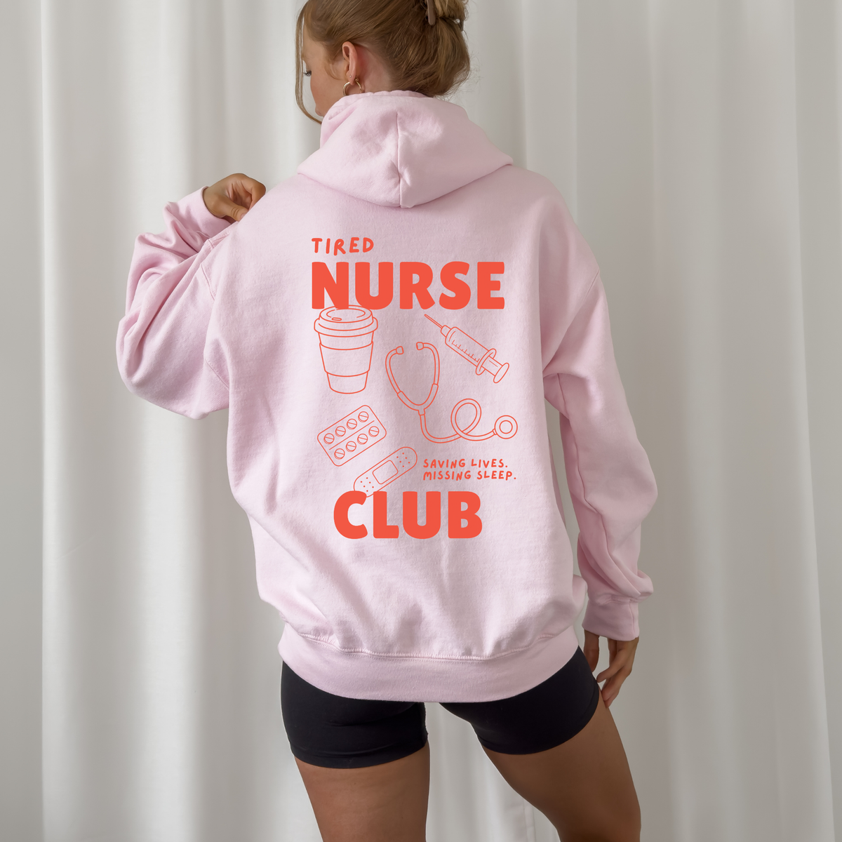 Tired Nurse Club Plotterdatei SVG für Krankenschwestern und Pflegekräfte mit Stethoskop, Kaffee und Saving Lives Missing Sleep als Backprint