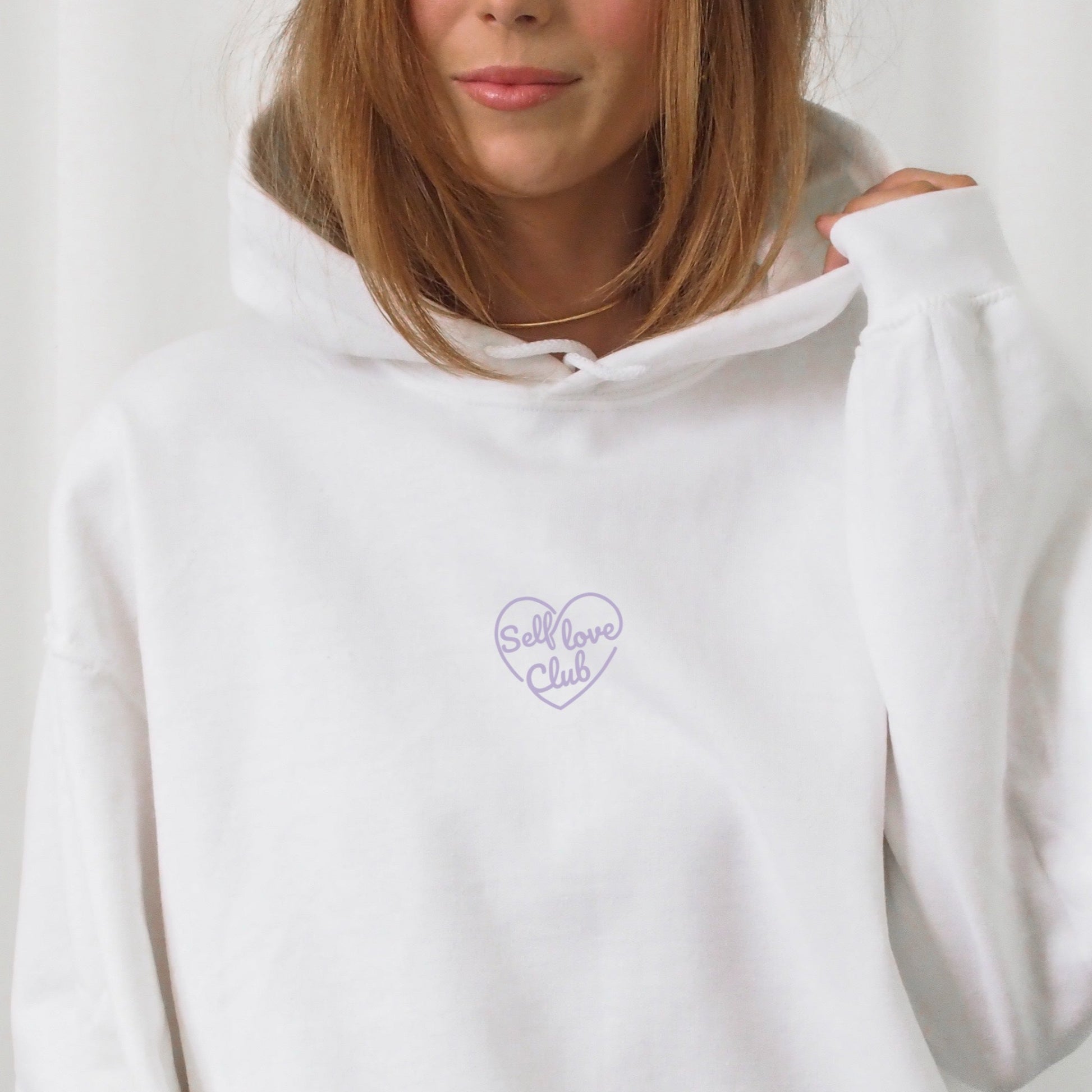 Digitale Plotterdatei mit Herzmotiv und Schriftzug „Selflove Club“ – minimalistisches Design für Shirts, Hoodies, Taschen & mehr.