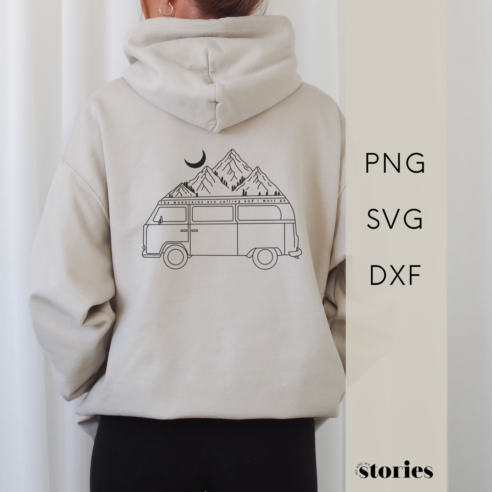 Digitale Plotterdatei mit Van, Bergen & Spruch „The mountains are calling and I must go“ – minimalistisches Design für Reise- & Naturprojekte.
