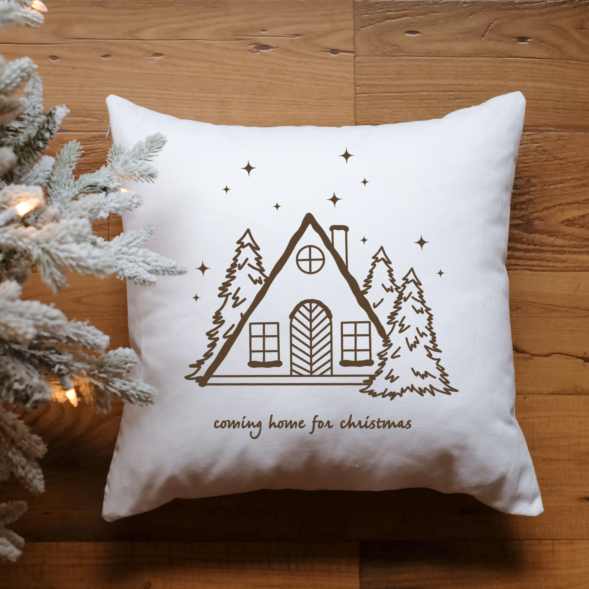 Weihnachten Plotterdatei SVG Coming Home for Christmas mit Weihnachtshaus, Tannen und Sternen für Kissen, Weihnachtsdeko und DIY Projekte