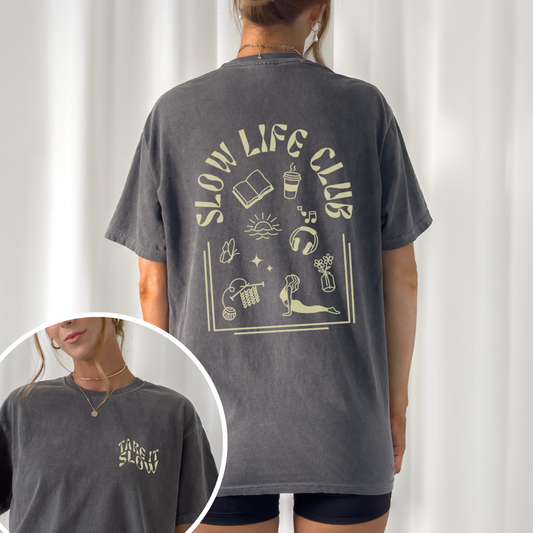 Plotterdatei Slow Life – Minimalistisches Line-Art Design mit Statement-Print für Vorder- & Rückseite