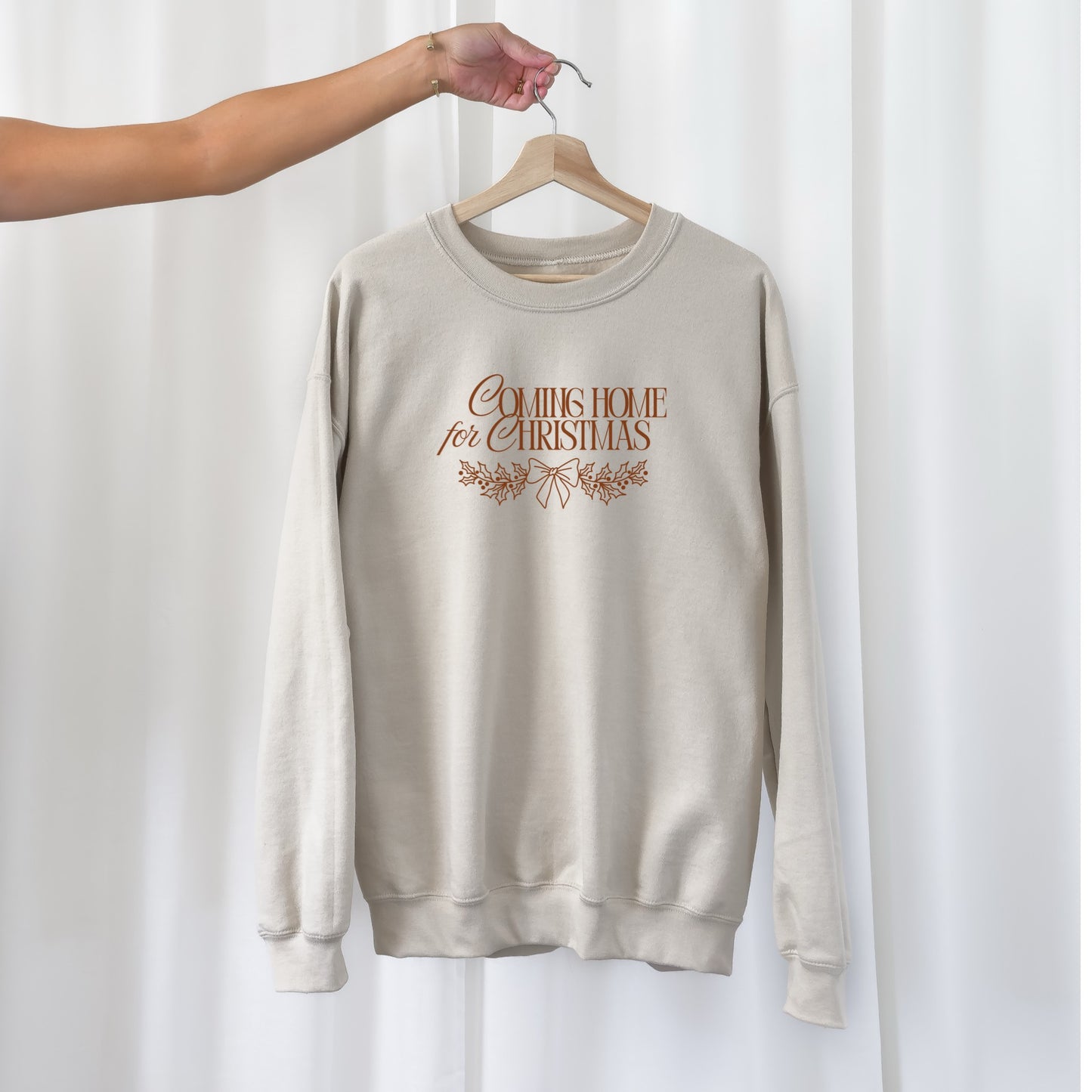 Weihnachtliche Plotterdatei Coming Home for Christmas – Truck mit Tannenbaum und Lettering, zweiteiliges Design für Vorder- & Rückseite.