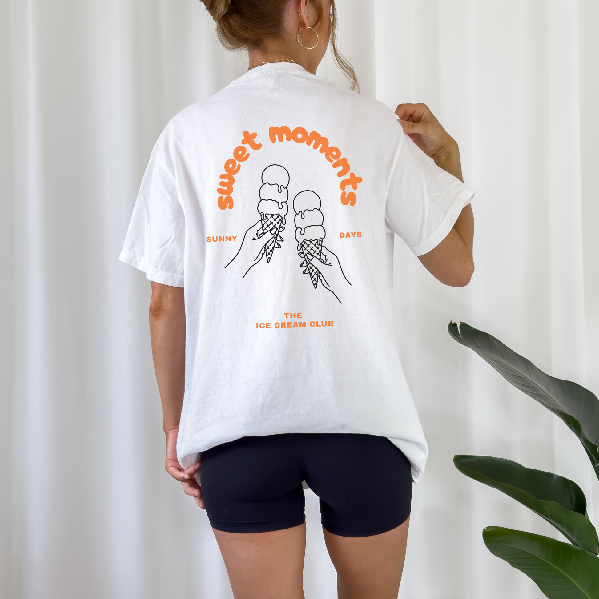 Plotterdatei „Sweet Moments“ mit zwei Eiswaffeln im Line-Art-Stil sowie Front- & Backprint für sommerliche Shirts, SVG DXF PNG